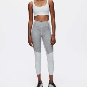 Outdoor Voices Two-Tone 7/8 Dove/Ash Gray Capri Cropped Hiking Leggings